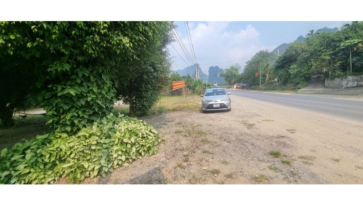 Cần bán đất thổ cư Lương Sơn diện tích 645m2 có 300m2 thổ cư bám đường quốc lộ 6