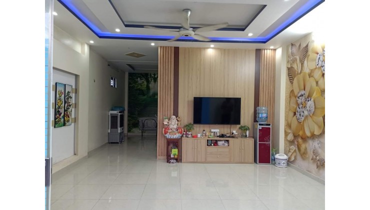 Nhà 3 tầng Hoàng Mai Đồng Thái 50m2, 1,65 tỷ