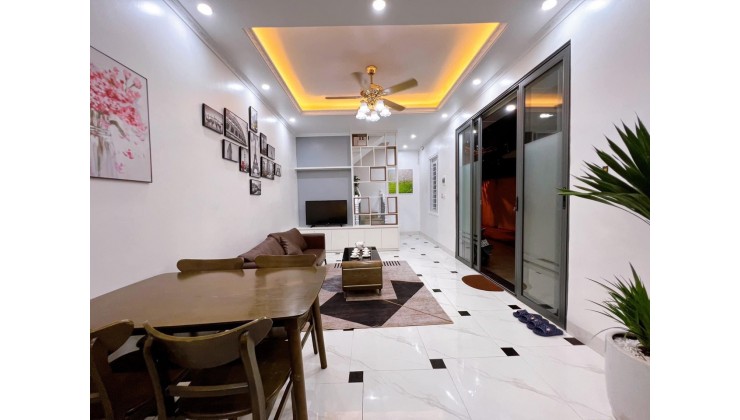 Bán nhà đẹp Xuân Đỉnh 40m2 5 tầng