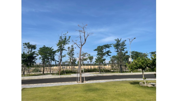 Bán đất nền vị trí 2 mặt tiền Quốc Lộ 1A cận biển trung tâm thị trấn Tam Quan Bắc