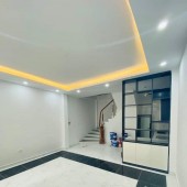 Bán nhà  Kim Giang, Thanh Xuân 46m x 5 tầng, giá 4.3 tỷ