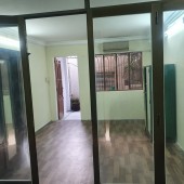 Phú Thọ Hòa 42m2 - 2tầng  3.7m1 x 11.3m. Giá 2.9tỷ Phú Thọ Hòa Tân Phú    + Sổ công nhận đủ 42m2. Nhà chính chủ lâu năm chưa qua đầu tư.