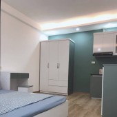CCMN Mễ Trì Hạ 60m 6T. MT6.2m. 14 phòng. Thang máy, 30m ra ô tô. DT hơn 800tr/năm. 8.7 tỷ.
