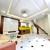 Bán nhà Phan Đình Giót Hà Đông,nhà đẹp lô góc thoáng sáng rực rỡ,4 tầng 3,9 tỷ