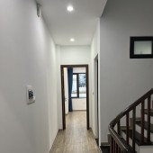 BÁN NHÀ PHỐ CỔ NGỌC LÂM - NGÕ NÔNG THÔNG BÀN CỜ - NHÀ ĐẸP - 6 NGỦ - AN SINH TUYỆT VỜI.