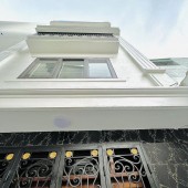 BÁN NHÀ RIÊNG GIÁ RẺ TẠI KHU VỰC ĐẠI KIM -HOÀNG MAI 
RẺ NHƯ CHO CHỈ HƠN 100 TR/1M 
GẦN TRƯỜNG CHỢ TIỆN ÍCH BẠT NGÀN
CHỈ 4,5 TỶ CÓ THƯƠNG LƯỢNG