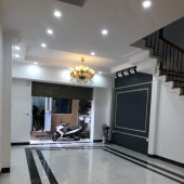 Nhà đẹp Vũ Xuân Thiều - Long Biên, ngõ to như phố 50M2 x 4T, MT 5m, nhỉnh 4 tỷ
