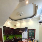 BÁN NHÀ Ở DỊCH VỌNG – 40 M2 – 4 TẦNG -  4,5 TỶ -  NHÀ MỚI TIỆN NGHI XÁCH VALI ĐẾN
