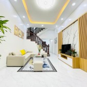 Gíá  rẻ, chỉ 4.9 tỷ sở hữu ngay nhà Lạc Long Quân Cầu Giấy 48m2XMT5m