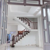 Bán nhà Bình Tân nhà 2 tầng, 2 mặt hẻm xe hơi, DT 5 x 15 giá chỉ hơn 3 tỷ..