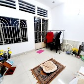 BÁN NHÀ GẤP QUẬN TÂN PHÚ ĐƯỜNG VƯỜN LÀI DƯỚI  5 TỶ