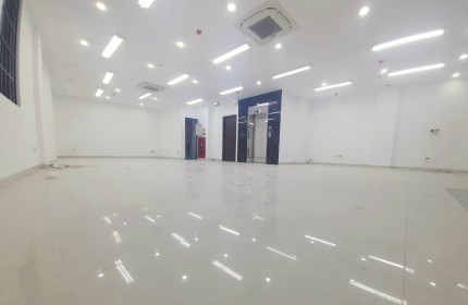 Cho thuê mặt bằng tầng 1&5 siêu rộng 180m2 trên phố Thụy Khuê chỉ 28tr đồng.