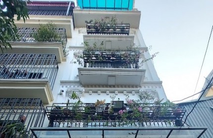 Cần bán nhà Cổ Linh gấp, giao thông tiện tứ hướng 50,6m2 4 tỷ