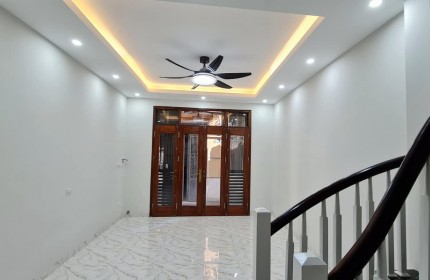 Bán nhà phố Minh Khai, NGÕ NÔNG - GẦN PHỐ -  43M2_5 TẦNG_4,58 TỶ