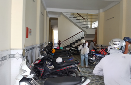 CĂN HỘ DỊCH VỤ DÒNG TIỀN 60 TRIỆU GẦN TRƯỜNG ĐẠI HỌC NGUYỄN TẤT THÀNH