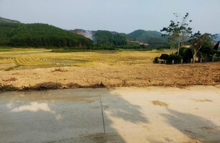 CẦN BÁN LÔ ĐẤT 2 MẶT TIỀN : ĐT 3600M ,400M THỔ CƯ .ĐƯỜNG XE CÔNG TO BỰ