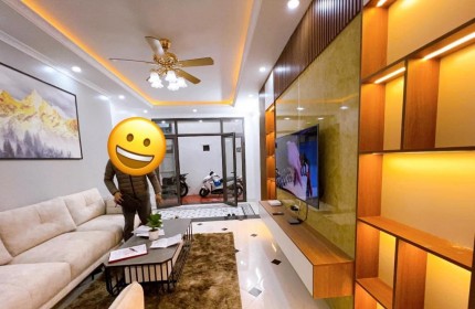 BÁN NHÀ KHƯƠNG TRUNG NGÕ BA GÁC THẲNG TẮP 52M 5TY2 CÓ THƯƠNG LƯỢNG.