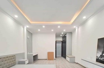 Nhà Đẹp Đón Tết, Bán Nhà Tứ Hiệp 45m2 5T, Sổ Phân Lô, Ô Tô 10m, Giá chỉ 3 tỷ 2