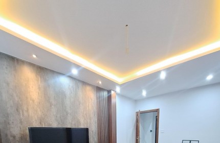 Bán nhà Tô Vĩnh Diện Thanh Xuân DT 50m2 - 5 tầng  -  3.7m mặt tiền - nhà mới thoáng mát