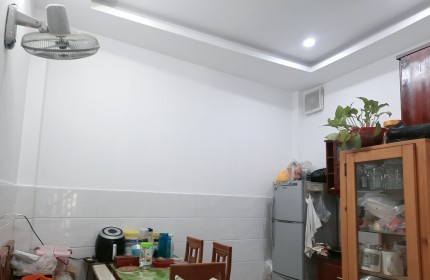 Mặt đường Nguyễn Tuyển, Bình Trưng Tây, Quận 2, 4x12m giá 2 tỷ 700