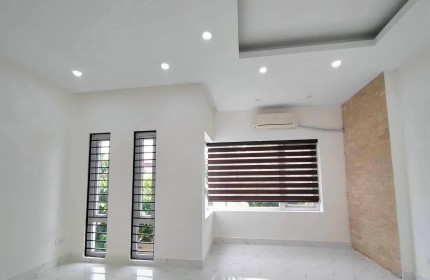 BÁN 56M2 NHÀ NGỌC THUỴ, LONG BIÊN - GARA Ô TÔ, ĐƯỜNG RỘNG 8M