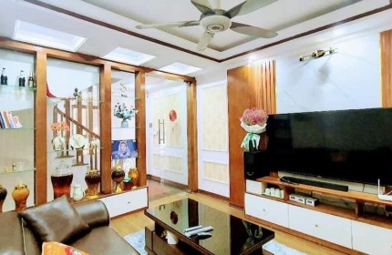 BÁN NHÀ KHƯƠNG ĐÌNH, THANH XUÂN, DT 45M2 x 5 TẦNG x GIÁ 3.9 tỷ (Thương lượng).