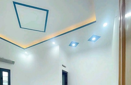 BÁN NHÀ CĂN GÓC HẺM 3 GÁC - Huỳnh Tấn Phát - 4,6 tỷ