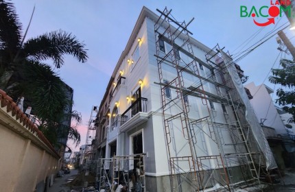 Nhà mới đẹp chuẩn thiết kế hiện đại, lô góc 70m2, Thổ cư, Đường oto, P. Tân Phong, Biên Hòa giá chỉ 5.5 tỷ