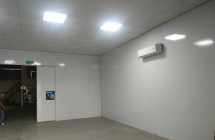 Cần cho thuê kho xưởng rộng 270m2 tại mặt đường 208, quốc lộ 17b, Thị Trấn An Dương