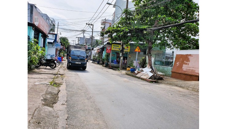 Cho thuê nhà NGUYÊN CĂN FULL NỘI THẤT gần chợ Thủ Đức Trường Thọ