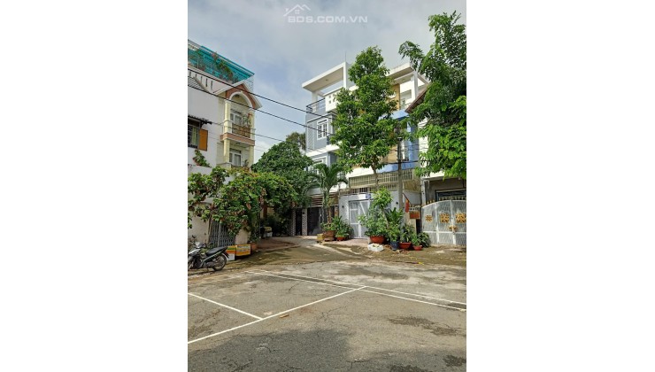 Bán nhà 3 TẦNG 6x18 Nguyễn Văn Quỳ, phường phú thuận, quận 7, giá chỉ 11 tỷ