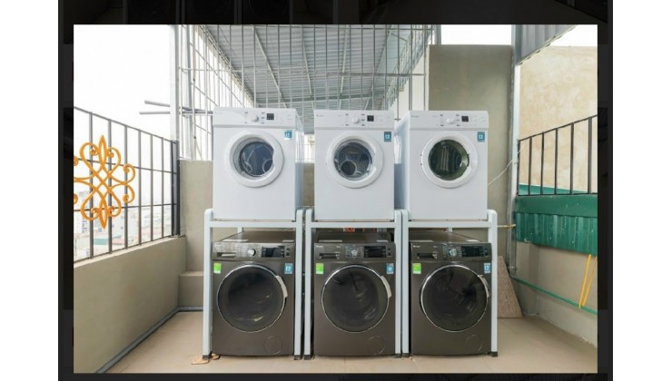 Bán CCMN Yên Xá 8 tầng thang máy 60m2, 21PKK full nội thất giá chỉ 10xxx tỷ. Lh 0978810369