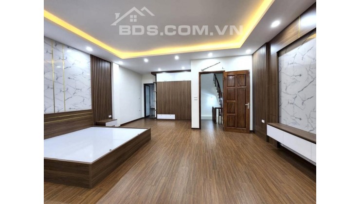 Nhà 55m2 mới đẹp cần bán gấp, ô tô 2 thoáng phố TRƯỜNG CHINH- ĐỐNG ĐA