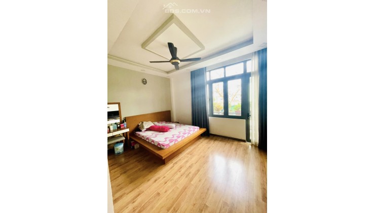 NHÀ ĐẸP ĐƯỜNG VƯỜN LÀI, HẺM RỘNG, DT 15X16, 2 LẦU. GIÁ 15.8 TỶ TL