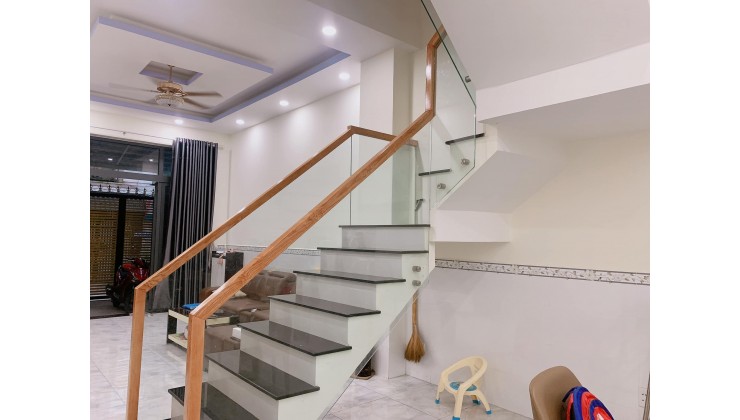 BÁN NHÀ MẶT TIỀN KINH DOANH KÊNH NƯỚC ĐEN BÌNH T N 7 TY  5X16