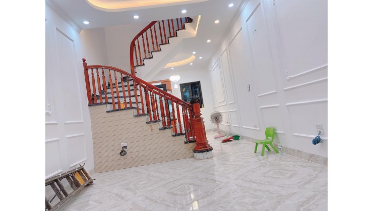 Bán nhà riêng Nguyễn Trãi, Thanh Xuân, 69m, 5t, mt 4.5, nhà đẹp, 5.1 tỷ.