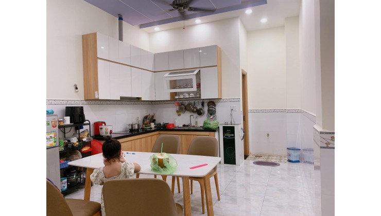 BÁN NHÀ HẼM XE HƠI LÊ VĂN QUỚI 3 TY 900 BÌNH T N 5X18