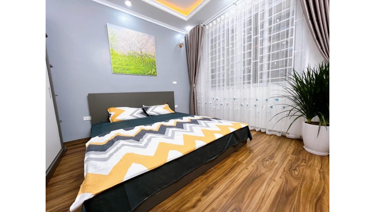 Bán nhà Hào Nam, Đống Đa, 26m, 5T, mt 4m, nhà đẹp ở luôn, giá 2.4 tỷ.