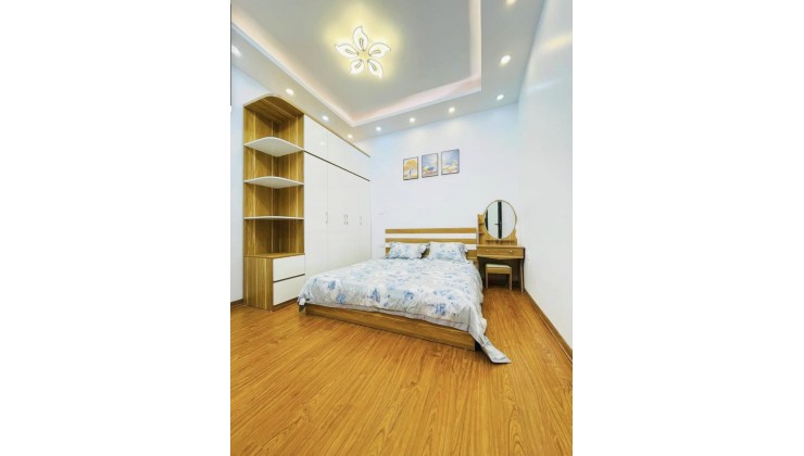 Bán nhà Thái Hà Đống Đa 20m2 3 tầng cách ngõ ô tô tránh 10m full nội thất giá 2.9 tỷ