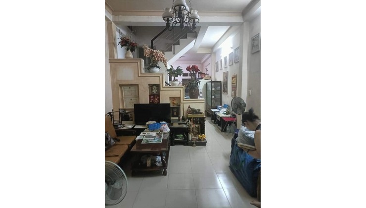 Bán nhà hẻm xe hơi Dương Bá Trạc p1q8 diện tích 60m2 chỉ 7.9 tỷ.