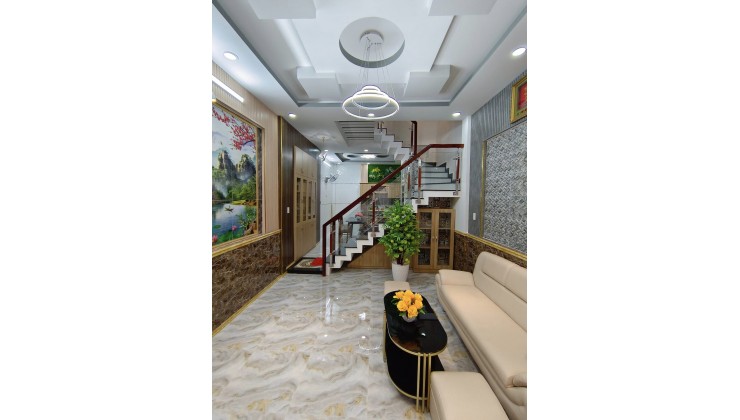 Bán nhà LÊ TRỰC, B THẠNH, 4M X 11M, 4 LẦU, 4.9 TỶ: