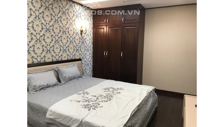 Bán chung cư cao cấp HC Golder City 319, phố Hồng Tiến, căn góc 2 ngủ full nội thất, giá chỉ 3.2 tỷ