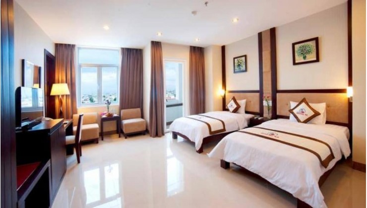 Khách sạn vip Hồ Nghinh, 20 tầng, 300m2, 160 Tỷ, giá chốt linh động.