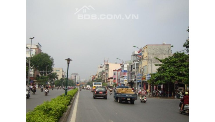 Cho thuê nhà mặt phố Nguyễn Văn Cừ, Long Biên, Hà Nội