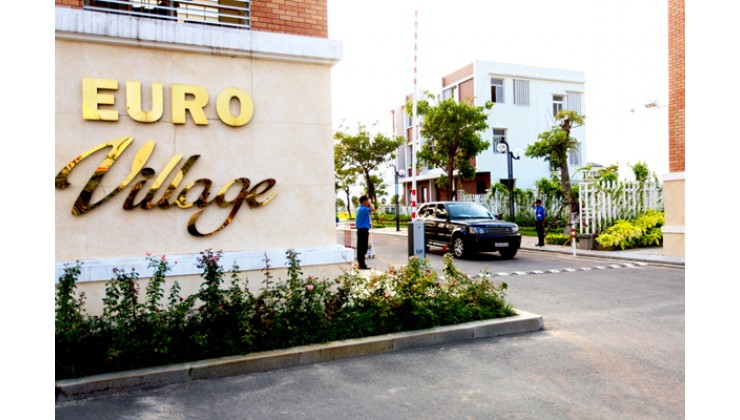 bán nhà liền kề khu Euro Village