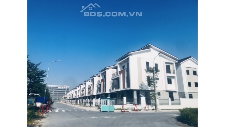 Căn biệt thự đơn lập 300m2, góc vườn hoa,  view công viên siêu hiếm tại VSIP TỪ SƠN , giá rẻ chỉ 75 triệu / 1m2, sổ hồng chính chủ