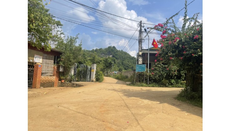 Bán mảnh đất xã đông sang ,Mộc Châu ,Sơn La ,577m2 có sổ đỏ