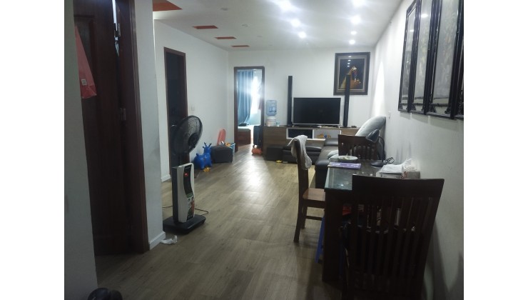 Chính chủ bán căn hộ 61m2 Chung cư VP6 Bán Đảo Linh Đàm