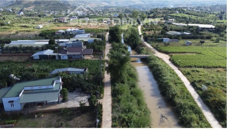 BÁN ĐẤT SÀO THỊ TRẤN,  NAM BAN. LÂM HÀ ,LÂM ĐỒNG  GIÁ RẺ ; 2,4  TỶ / 1624.9 m2