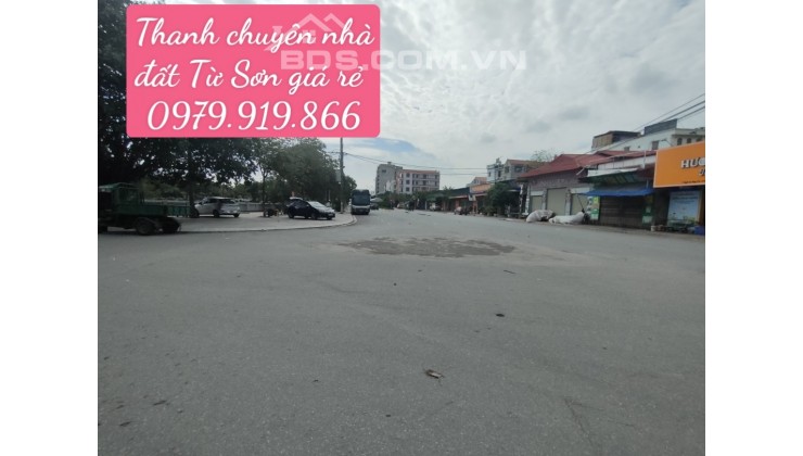 Biệt thư nhà vườn  4 tầng đẹp long lanh  đất  diện tích 400 m mặt tiền  20 m giá trên 4 tỷ 

Biệt thự diện tích 150 m 4 tầng mới xây khép kín